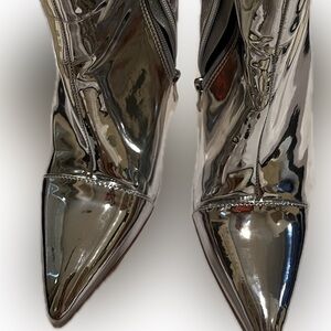 ✨ Metallic Silver Boots – Bold, Stylish, Like New! ✨